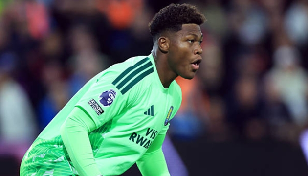 Ảnh bài viết Vì sao Zion Suzuki khước từ Man Utd năm 2023?
