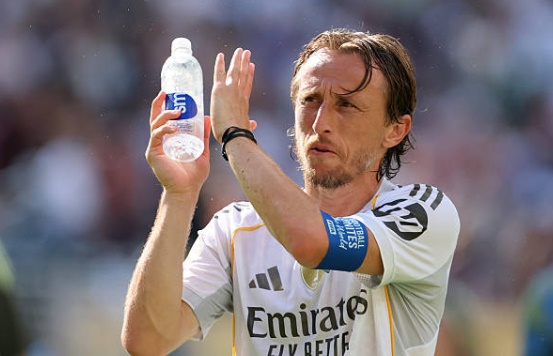 Modric trong màu áo Real. Ảnh: Richard Sellers/Sportsphoto/Allstar via Getty Images.