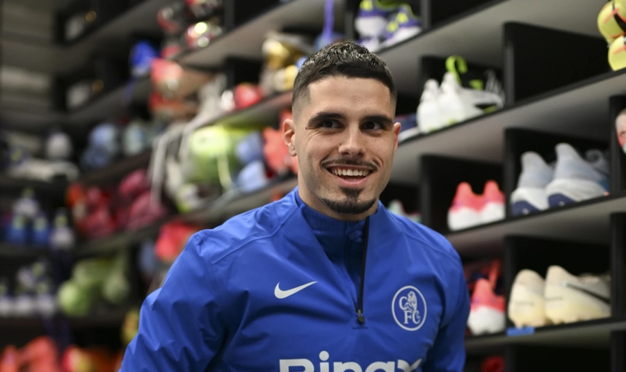 Ảnh bài viết Lý do khiến Pedro Neto quyết bám trụ lại Chelsea