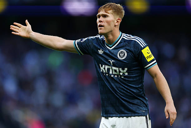 Ảnh bài viết Roy Keane cảnh báo MU về mục tiêu 75 triệu bảng Lewis Hall