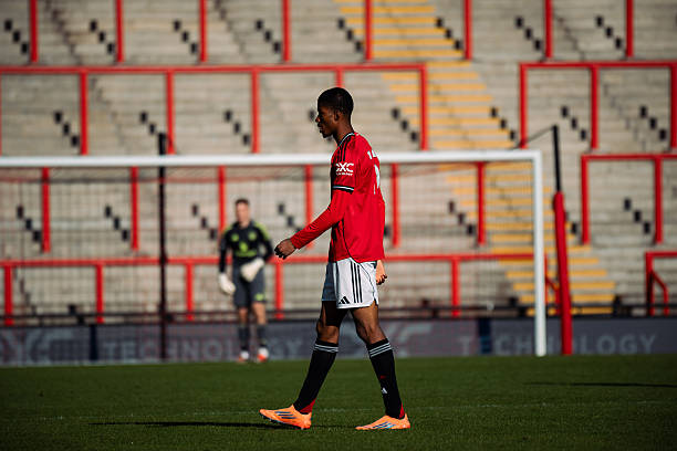 Man Utd đang gặp vấn đề trong việc phát huy tiềm năng của những sao mai như Chido Obi. Ảnh: Poppy Townson - MUFC/Manchester United via Getty Images.