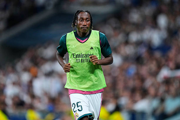 Ảnh bài viết Real Madrid không cần vội vàng với Yan Diomande