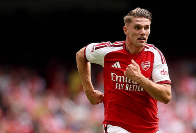 Ảnh bài viết Deeney cho rằng Gyokeres may mắn khi được ở lại Arsenal