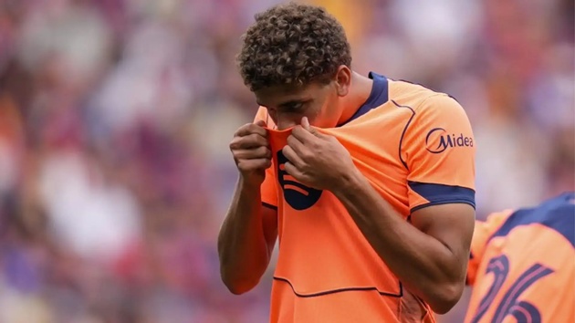 Barca hài lòng với sự thăng tiến của Hamza. (Ảnh: Daniela Porcelli/Getty Images)