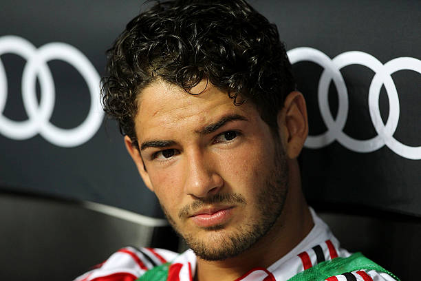 Pato giành Golden Boy, khẳng định vị thế thần đồng châu Âu. Ảnh: Marco Luzzani/Getty Images.