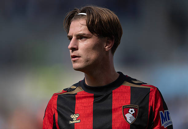 Chelsea vẫn theo đuổi Alex Scott trong tương lai. Ảnh: Visionhaus/Getty Images