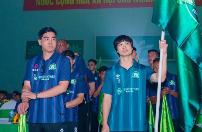 Ảnh bài viết Đội bóng của Công Phượng đổi tên thành Thành phố Đồng Nai