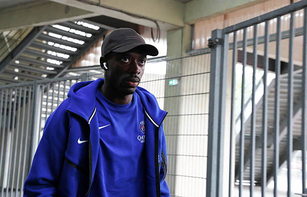 Ảnh bài viết CĐV PSG tranh cãi về quyết định cho Dembele