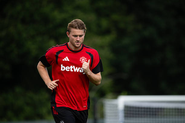 De Ligt cần thêm thời gian để trở lại. Ảnh: Ash Donelon/Getty Images