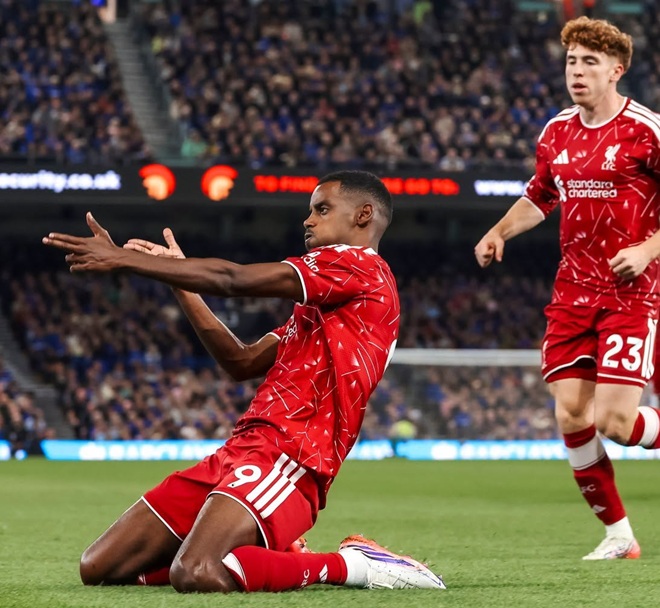 Victor Munoz – 6,9 điểm. Munoz cho thấy nguồn năng lượng dồi dào trong quãng thời gian Liverpool áp đảo hoàn toàn đối thủ ở hiệp một. Ảnh: Liverpool.