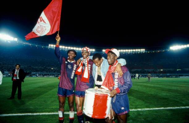 Một thiếu niên Ajax mở màn hành trình chinh phục C1. Ảnh: Alain Gadoffre/Onze/Icon Sport/Getty Images.