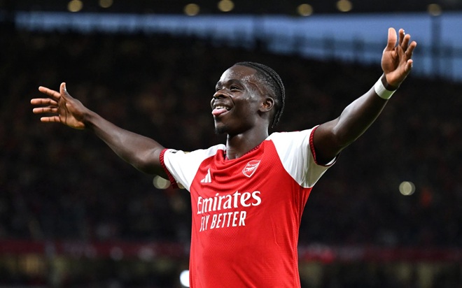 Ảnh bài viết Bukayo Saka cần tiến lên và đảm nhận vai trò "siêu sao" ở Arsenal