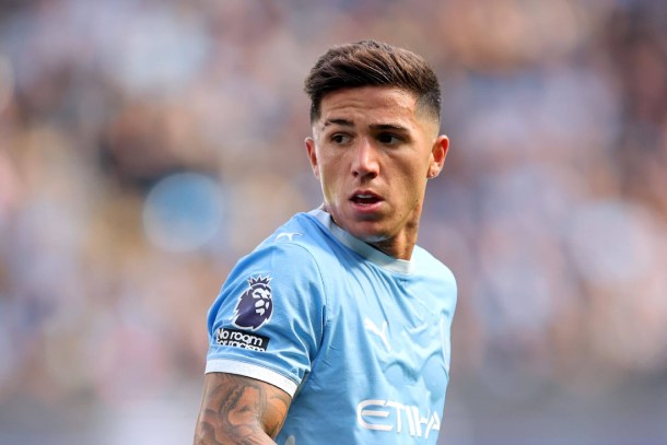 Enzo có màn ra mắt suôn sẻ trong màu áo Man City. Ảnh: Carl Recine/Getty Images.