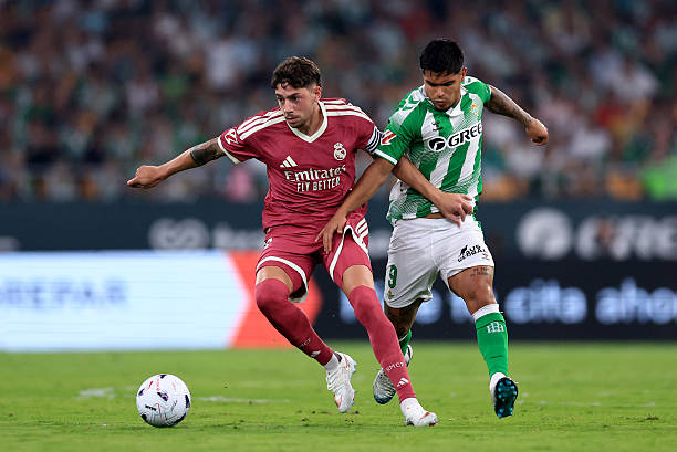 Ảnh bài viết Real Madrid sẽ trả giá nếu tiếp tục dùng Valverde sai cách