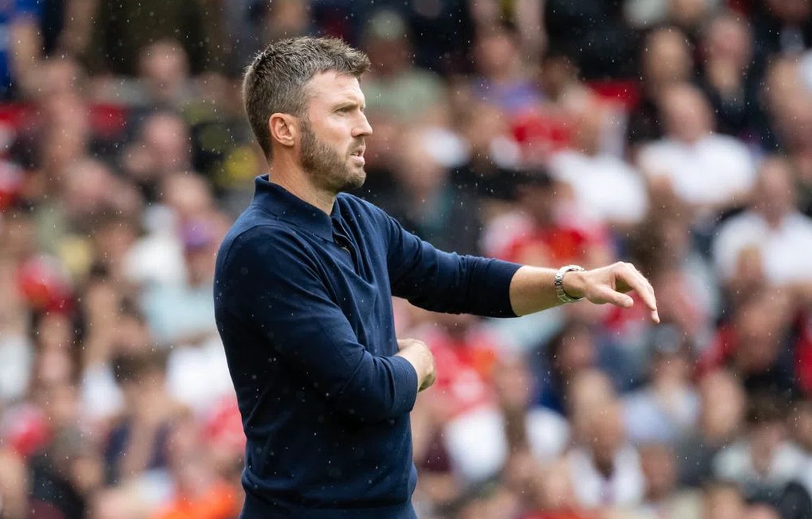 HLV Michael Carrick đối mặt bài toán nan giải về lực lượng trước trận gặp Everton. Ảnh: Manchester United FC.