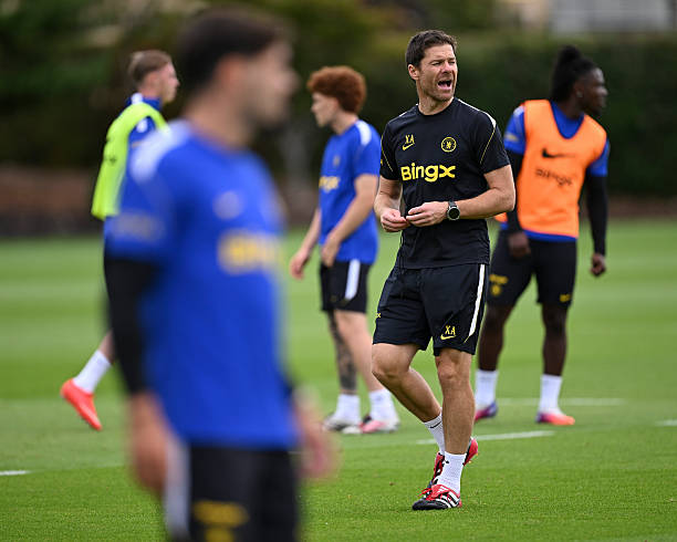 Alonso còn nhiều việc phải làm tại Chelsea. Ảnh của Darren Walsh/Chelsea FC - Getty Images.