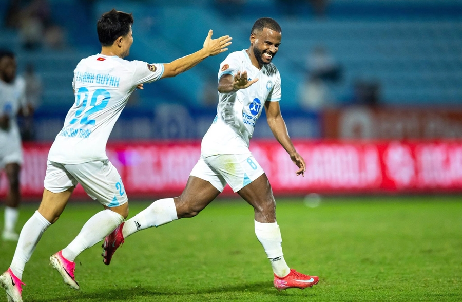 Nam Định có chiến thắng thuyết phục trên sân nhà trước các vị khách HAGL. Ảnh: Nam Định FC.