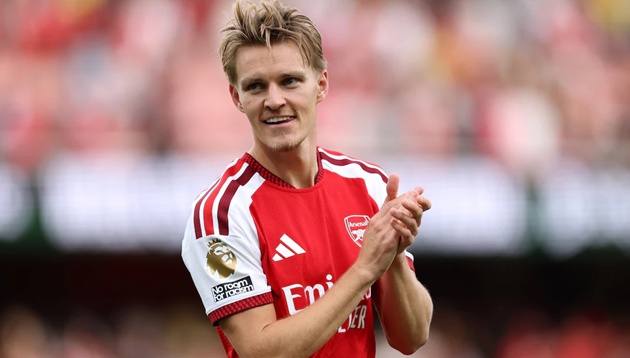 Odegaard có trận đấu xuất sắc. (Ảnh: Justin Setterfield/Getty Images)