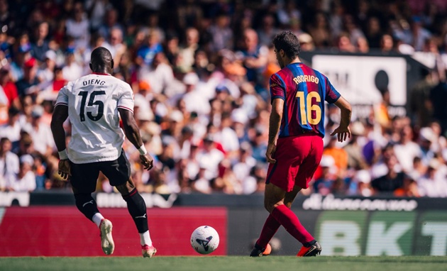 Rodri là bệ phóng cho Pedri và Fermin dâng cao. (Ảnh: X Barca)