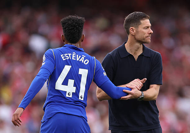 Ảnh bài viết Xabi Alonso đập tan tin đồn Estevao đòi rời Chelsea vì bất mãn