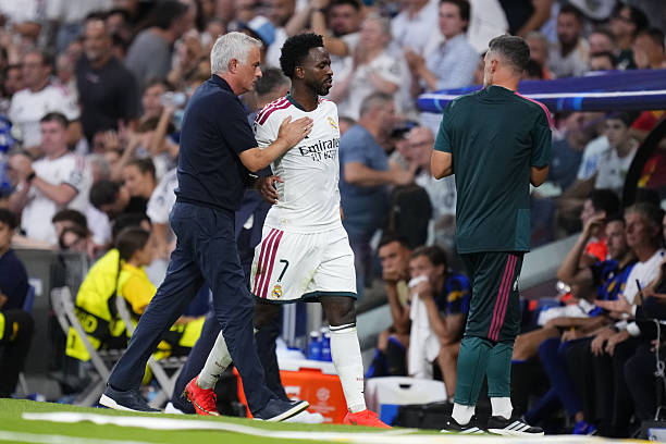 Ảnh bài viết Mourinho bảo vệ Vinicius sau trận thắng của Real Madrid
