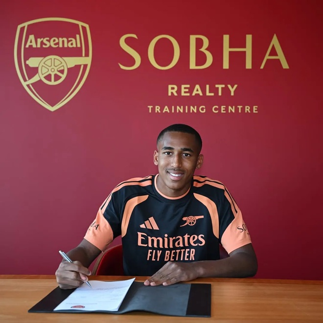 Bernard cập bến Arsenal. Ảnh: Học viện Arsenal.