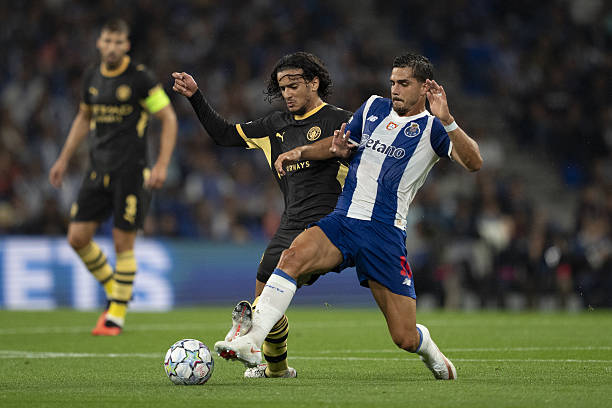 Ayyoub Bouaddi tỏa sáng trong lần đầu tiên đá chính cho Man City. Ảnh: Pedro Loureiro/Sports Press Photo/Getty Images.