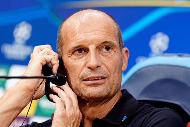 Ảnh bài viết HLV Allegri lo ngại hàng thủ Napoli trước đại chiến Arsenal