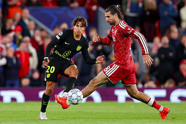Ảnh bài viết 2 tiền vệ ghi tuyệt phẩm, Liverpool ngược dòng hạ Atletico Madrid