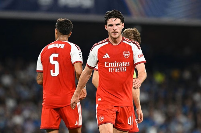 Declan Rice (7,1): Đóng vai trò mỏ neo ở tuyến giữa, luân chuyển bóng hiệu quả. Ảnh: Arsenal.