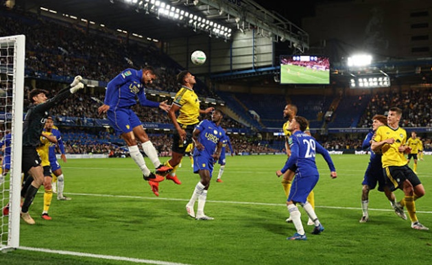 Maxence Lacroix - 4: Không phải là màn trình diễn tốt nhất của anh kể từ khi cập bến Stamford Bridge. Dù xử lý bóng bổng khá ổn, Lacroix lại bị tì đè và vượt qua quá dễ dàng trong tình huống Leeds ghi bàn thắng thứ hai.