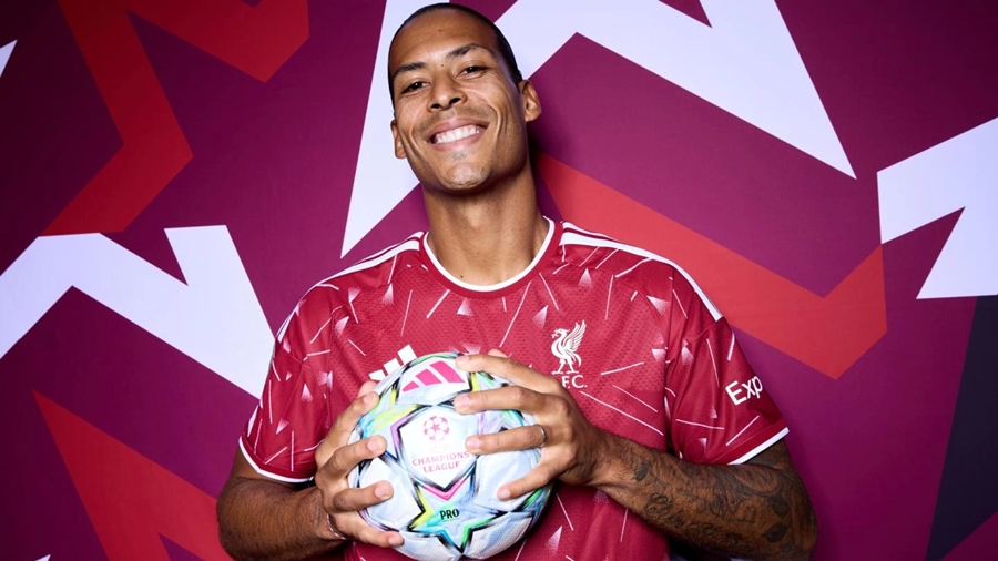 Virgil van Dijk vẫn đang là trụ cột khó thay thế của Liverpool. Ảnh: Liverpool FC.