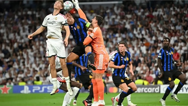 Real Madrid lên kế hoạch trói chân Courtois. (Ảnh: Rishap Bheeman/Getty Images)