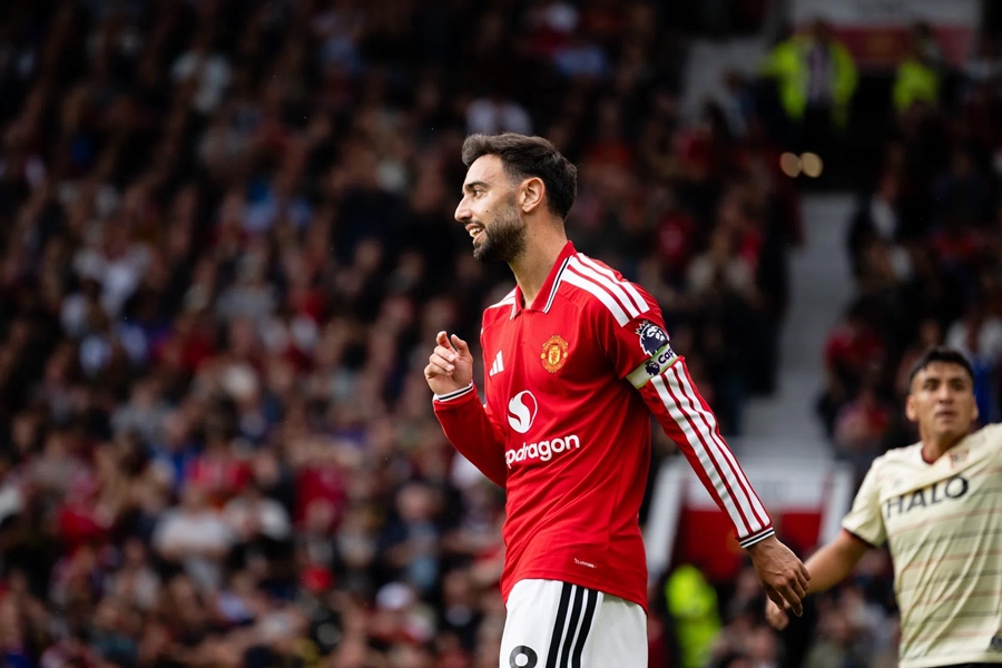 Bruno Fernandes được cho đang hạnh phúc tại Man Utd. Ảnh: Manchester United FC.