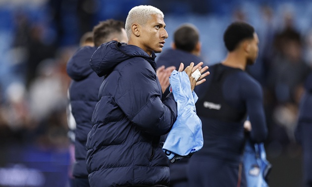 De Zerbi chỉ trích hành động của Richarlison. (Ảnh: EPA Images)
