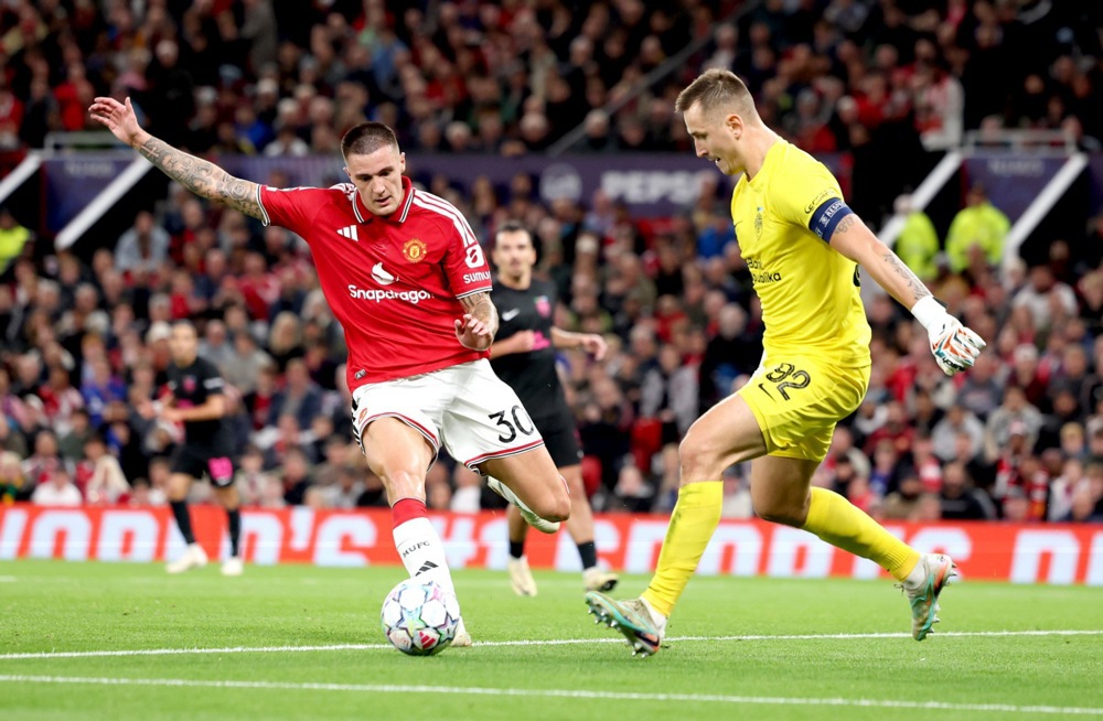 Ảnh bài viết Sheringham chỉ ra lý do MU buộc phải dùng Sesko ở derby Manchester