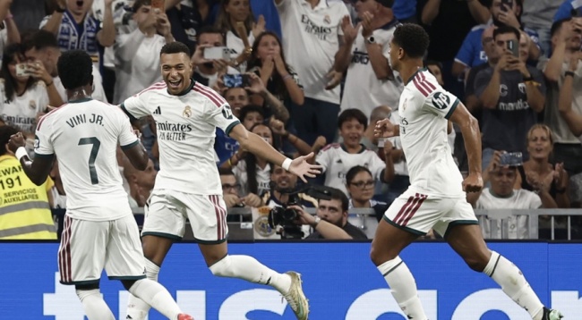 Ảnh bài viết Mbappe lập cú đúp, Real Madrid phả hơi nóng lên Barca ở La Liga