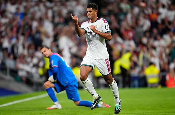 Jude Bellingham (7.9): Trái tim của hàng công Real Madrid. Bellingham di chuyển không biết mệt mỏi, ghi bàn thắng nâng tỷ số lên 3-0 bằng khả năng chọn vị trí thông minh. Ảnh: Jose Breton/Pics Action/NurPhoto via Getty Images.

Yan Diomande (7.1): Màn trình diễn ấn tượng trong lần đá chính. Diomande phối hợp nhịp nhàng với các đồng đội và tạo ra nhiều khoảng trống bên hành lang cánh phải. Ảnh: Jesus Troyano/Real Madrid via Getty Images.





Kylian Mbappe (8.8): Ngôi sao của trận đấu. Mbappe duy trì hiệu suất săn bàn ấn tượng với cú đúp đẳng cấp, trong đó có tình huống thực hiện thành công quả phạt đền đầy bản lĩnh. Ảnh: Jose Breton/Pics Action/NurPhoto via Getty Images.