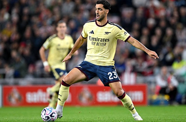 Mikel Merino (v&agrave;o s&acirc;n ph&uacute;t 85) - 6.3 điểm: V&agrave;o s&acirc;n thay cho Odegaard nhằm kiểm so&aacute;t nhịp độ v&agrave; bảo vệ tỷ số 2-0 cho đến hết trận.
