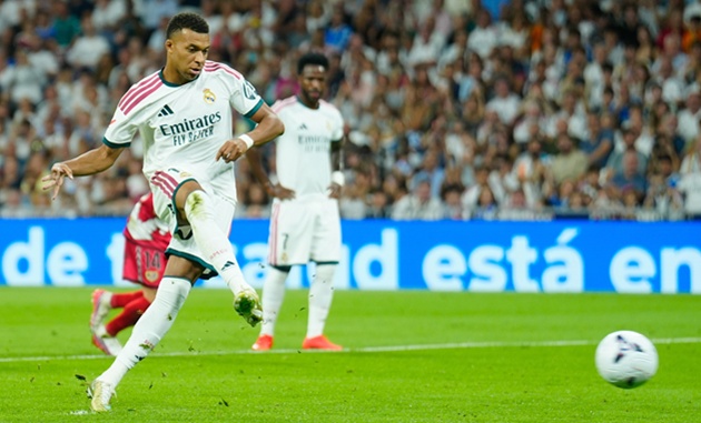 Ảnh bài viết Ghi cú đúp, Mbappe còn cách kỷ lục của Ronaldo đúng 8 bàn