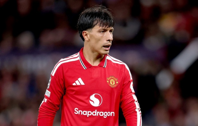 Martinez sẵn s&agrave;ng cho trận đại chiến Man City. Ảnh: EPA/ADAM VAUGHAN.