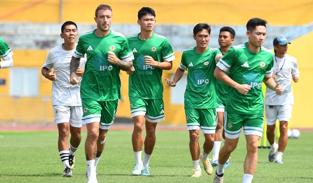 Hà Nội FC đối diện nhiều sức ép từ đầu mùa. (Ảnh: Hà Nội FC)