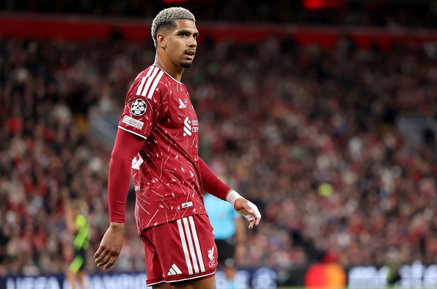 Liverpool đang khá ấn tượng với phong độ của Ronald Araujo. Ảnh: EPA Images.