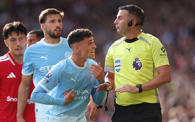 Ảnh bài viết Maresca cho rằng Bruno Fernandes cũng phải nhận thẻ đỏ