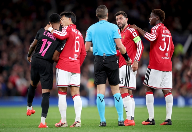 Ảnh bài viết Rooney chê bai chuyển nhượng MU sau trận thua Man City