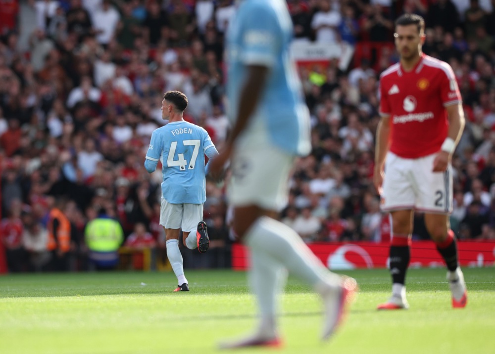Ảnh bài viết Foden chọc tức CĐV MU khi rời sân Old Trafford