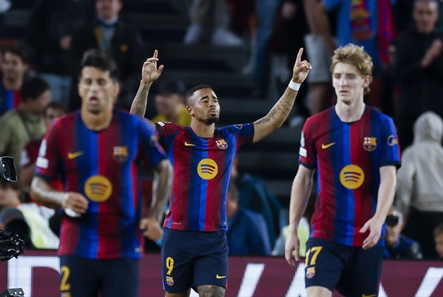 Ảnh bài viết Lịch thi đấu dày mở ra cơ hội vàng cho Jesus ở Barca