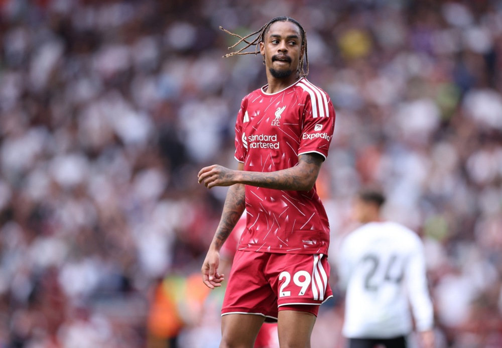 Bradley Barcola được kỳ vọng sẽ tỏa sáng tại Liverpool. Ảnh: EPA/Adam Vaughan.