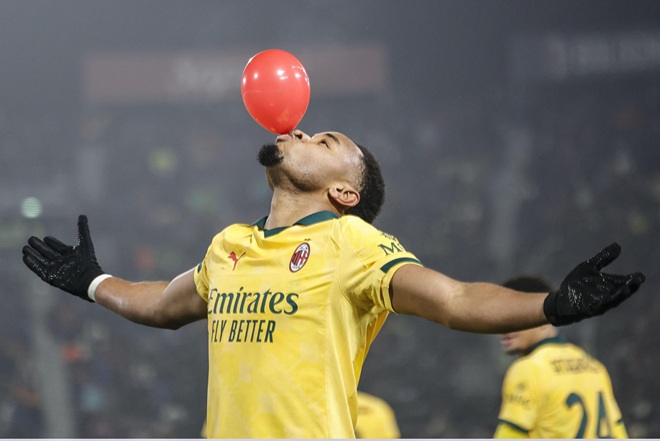 Nkunku đang thuộc biên chế AC Milan. Ảnh: EPA.