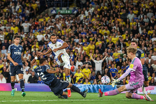 Ảnh bài viết Đè bẹp Newcastle 4-1, Leeds chễm chệ ở top 3 NHA
